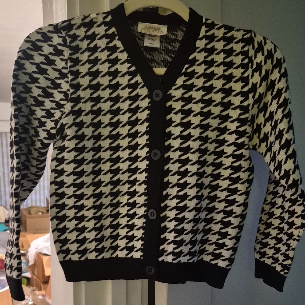 Stylish Kids Houndstooth Cardigan